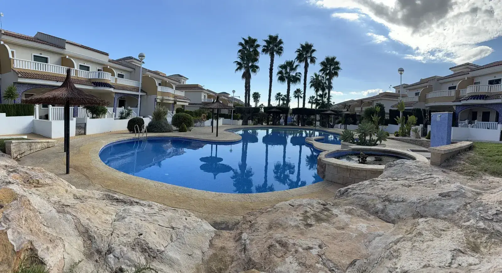 Casa Flamingo - pool and hot tub